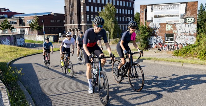 Gemeinsam auf dem Rennrad die Deichrunde fahren...