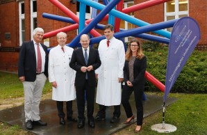 Bürgermeister Olaf Scholz und Gesundheitssenatorin Cornelia Prüfer-Storcks besuchen die Hamburg City Health Study im UKE