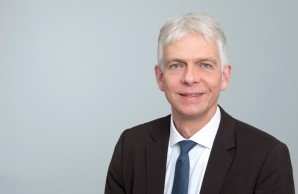 Portrait Prof. Dr. Thilo Hackert