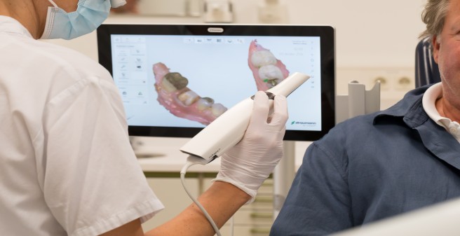 Behandlung mit einem Intraoral Scanner