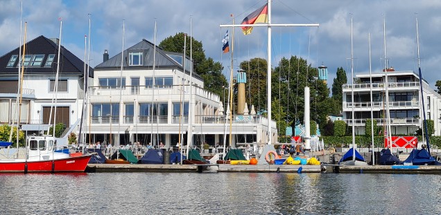 Der Norddeutsche Regatta Verein liegt an der oberen Außenalster